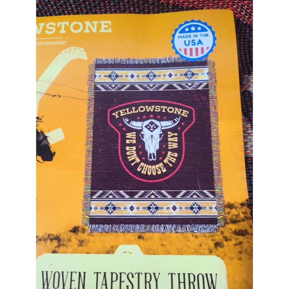 Yellowstone Tapestry Throw Blanket, 48" x 60" New NWT
